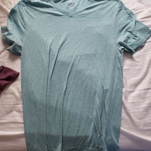 Light blue old navy v neck